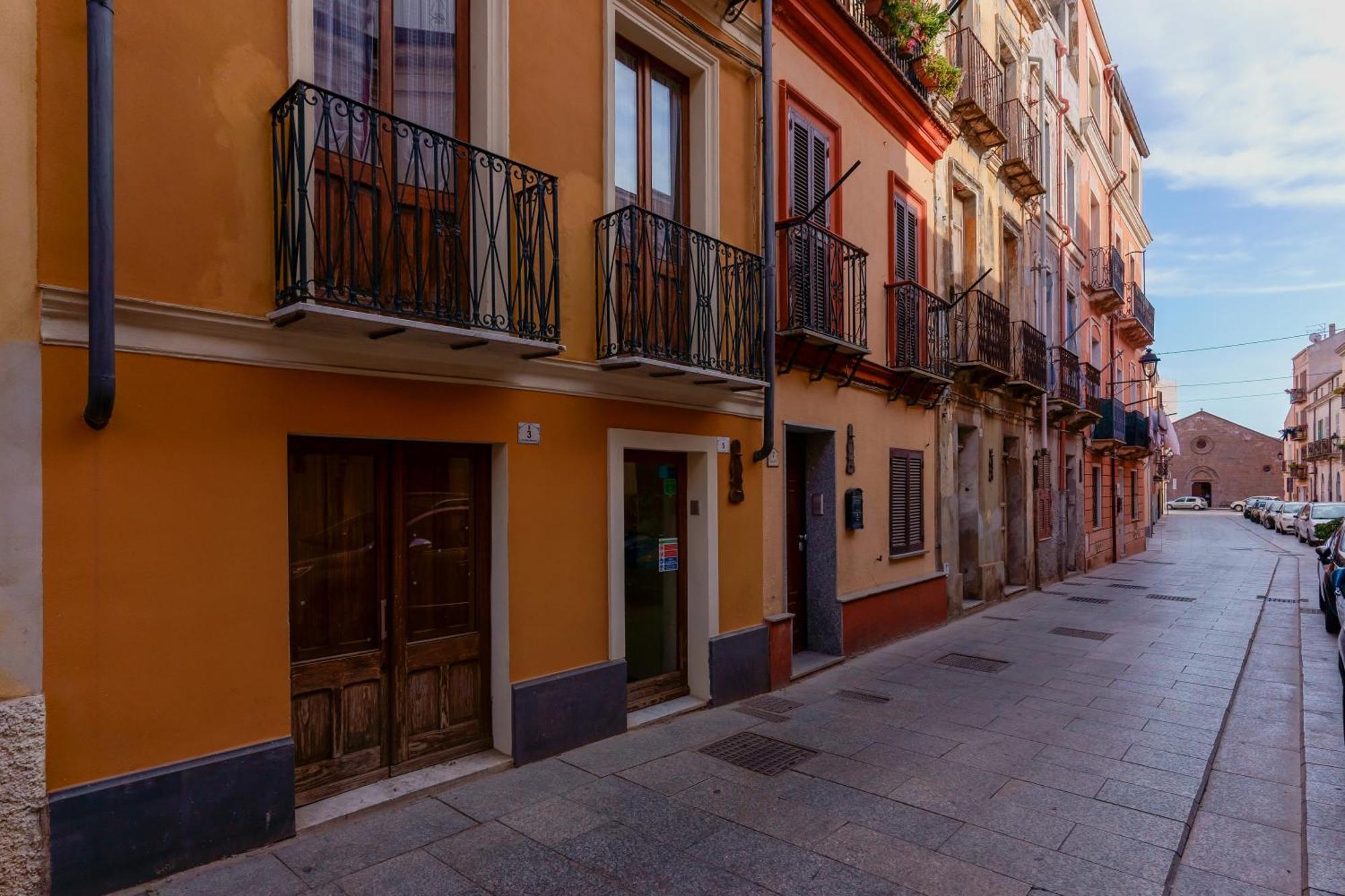 Il Palazz8 Hotel Iglesias Exterior photo