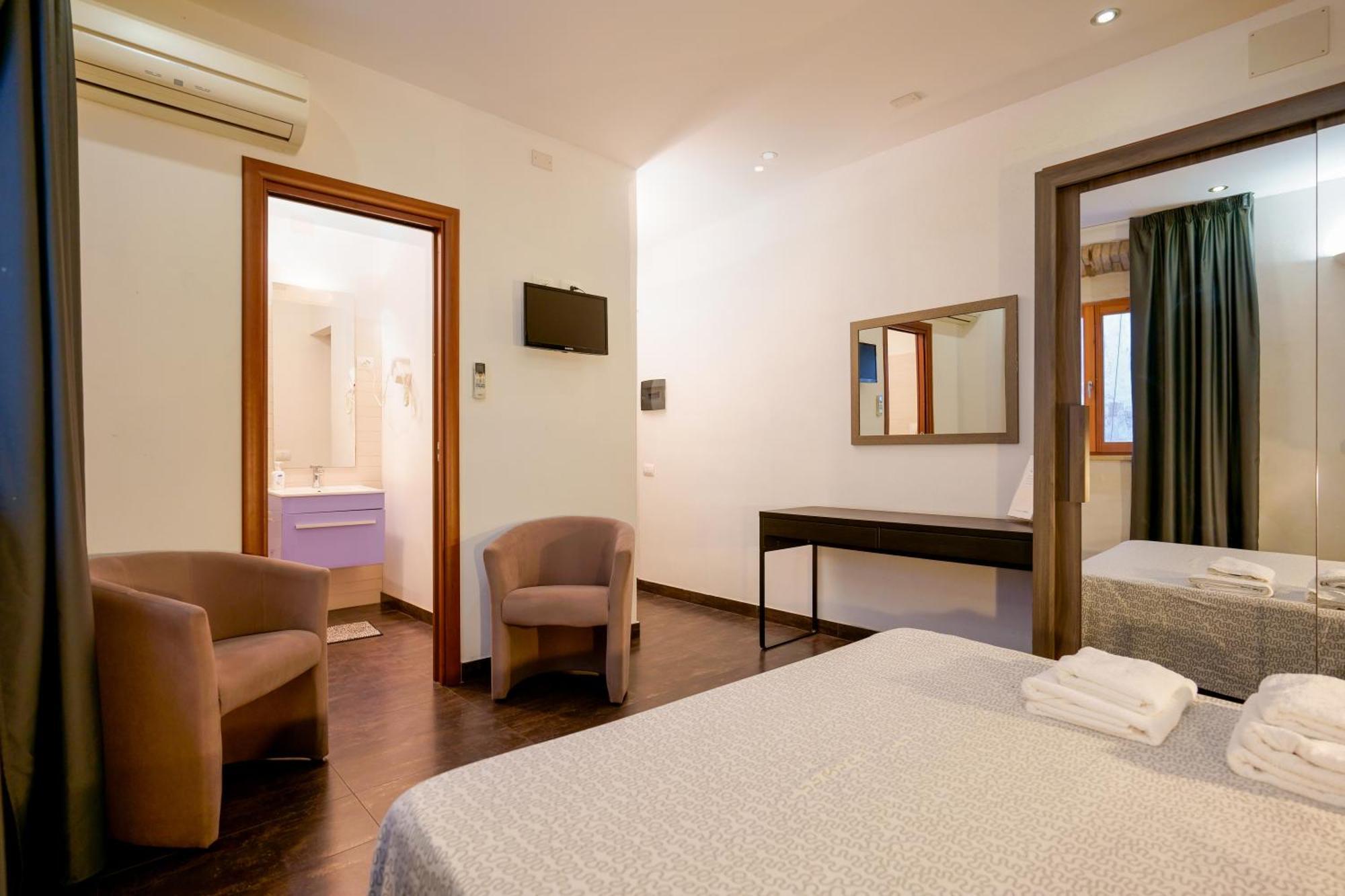 Il Palazz8 Hotel Iglesias Exterior photo