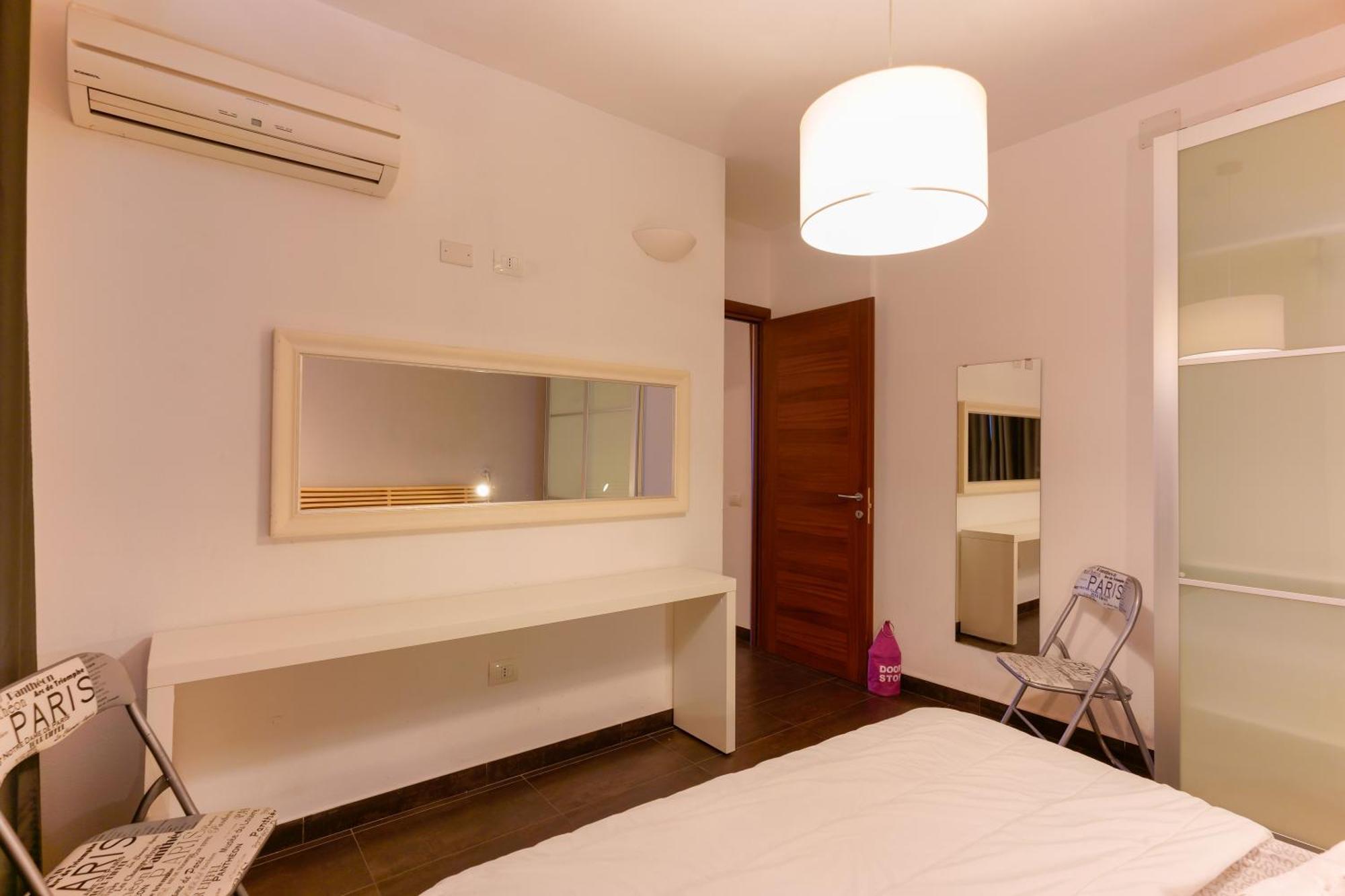 Il Palazz8 Hotel Iglesias Room photo
